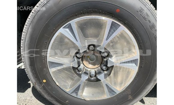 Buy Import Toyota Hiace White Car in Import - Dubai in Abseron Buy Import Toyota Hiace White Car in Import - Dubai in Abseron