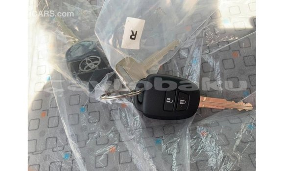 Buy Import Toyota Hiace White Car in Import - Dubai in Abseron Buy Import Toyota Hiace White Car in Import - Dubai in Abseron