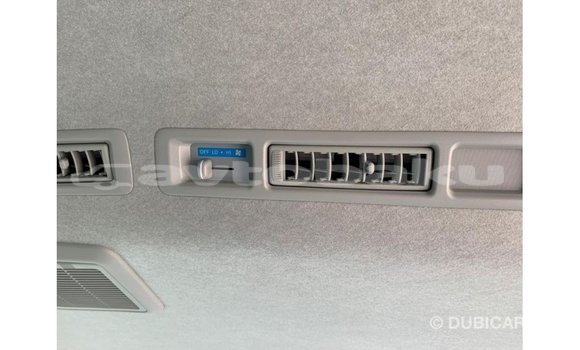 Buy Import Toyota Hiace White Car in Import - Dubai in Abseron Buy Import Toyota Hiace White Car in Import - Dubai in Abseron