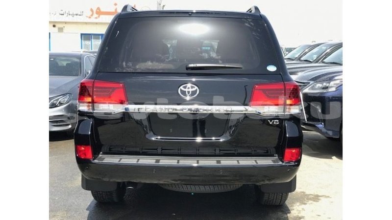 Big with watermark toyota land cruiser abseron import dubai 3156