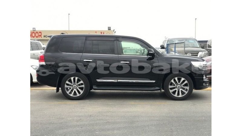 Big with watermark toyota land cruiser abseron import dubai 3161