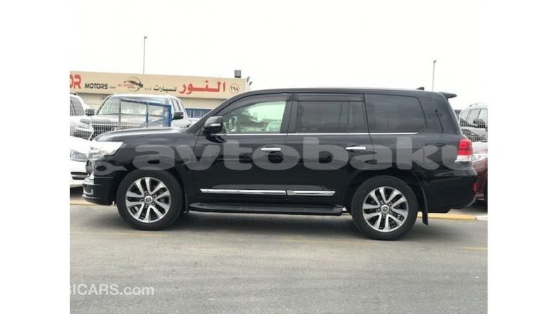 Big with watermark toyota land cruiser abseron import dubai 3161