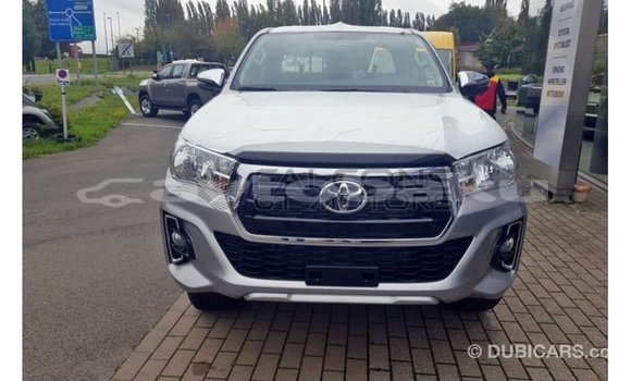 Buy Import Toyota Hilux Brown Car in Import - Dubai in Abseron Buy Import Toyota Hilux Brown Car in Import - Dubai in Abseron
