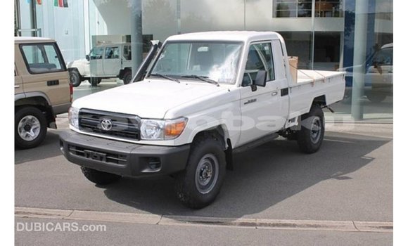 Buy Import Toyota Land Cruiser White Car in Import - Dubai in Abseron Buy Import Toyota Land Cruiser White Car in Import - Dubai in Abseron