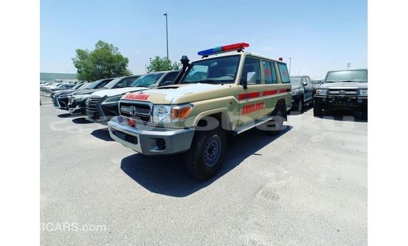 Buy Import Toyota Land Cruiser Beige Car in Import - Dubai in Abseron Buy Import Toyota Land Cruiser Beige Car in Import - Dubai in Abseron