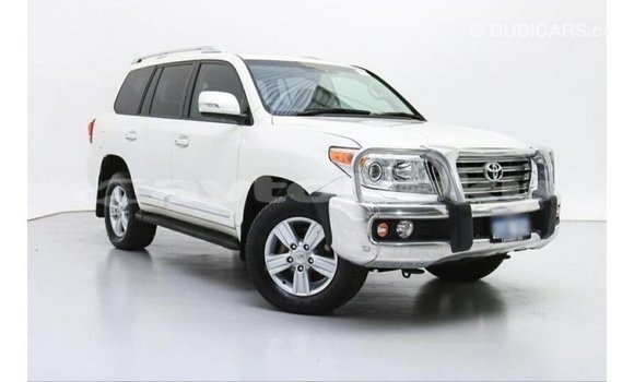 Buy Import Toyota Land Cruiser White Car in Import - Dubai in Abseron Buy Import Toyota Land Cruiser White Car in Import - Dubai in Abseron