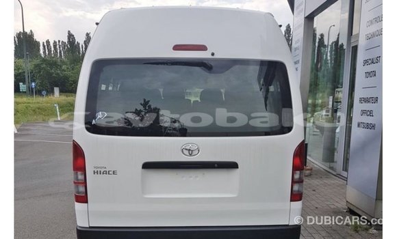 Buy Import Toyota Hiace White Car in Import - Dubai in Abseron Buy Import Toyota Hiace White Car in Import - Dubai in Abseron