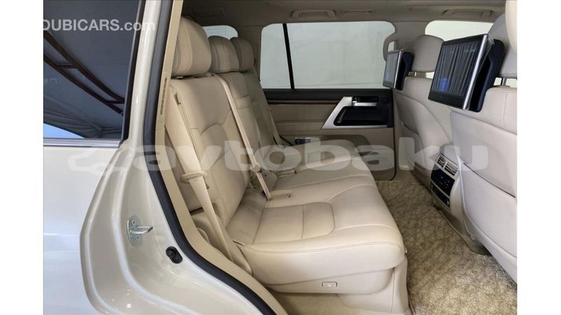 Big with watermark toyota land cruiser abseron import dubai 3181