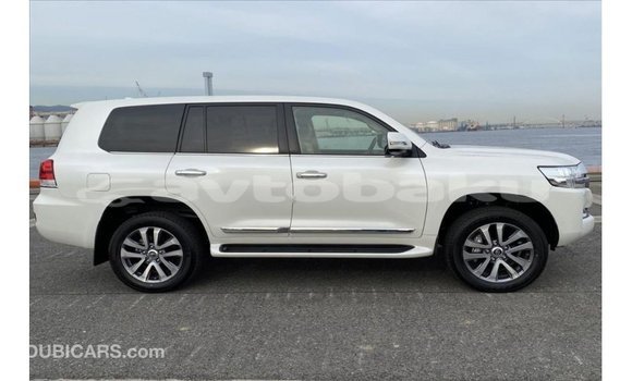 Buy Import Toyota Land Cruiser White Car in Import - Dubai in Abseron Buy Import Toyota Land Cruiser White Car in Import - Dubai in Abseron
