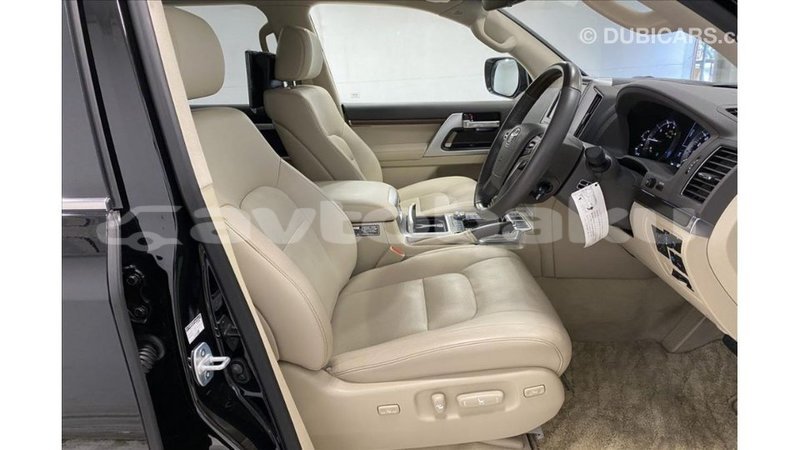 Big with watermark toyota land cruiser abseron import dubai 3182