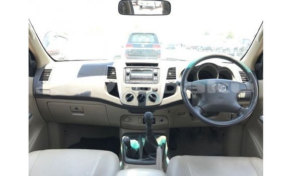 Buy Import Toyota Hilux Other Car in Import - Dubai in Abseron Buy Import Toyota Hilux Other Car in Import - Dubai in Abseron