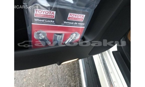 Buy Import Toyota 4Runner White Car in Import - Dubai in Abseron Buy Import Toyota 4Runner White Car in Import - Dubai in Abseron