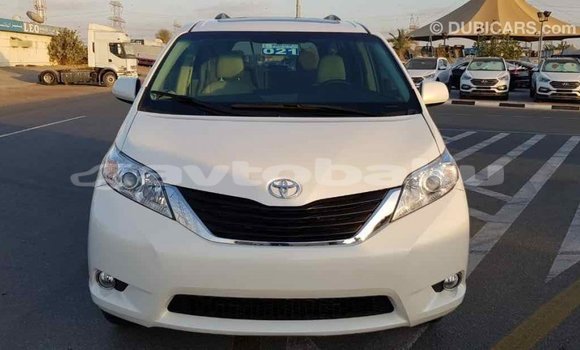 Buy Import Toyota Sienna White Car in Import - Dubai in Abseron Buy Import Toyota Sienna White Car in Import - Dubai in Abseron