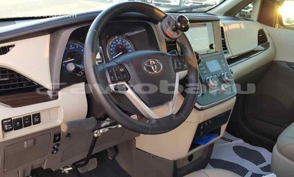 Buy Import Toyota Sienna White Car in Import - Dubai in Abseron Buy Import Toyota Sienna White Car in Import - Dubai in Abseron