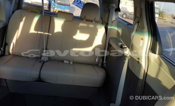 Buy Import Toyota Sienna White Car in Import - Dubai in Abseron Buy Import Toyota Sienna White Car in Import - Dubai in Abseron