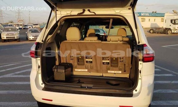 Buy Import Toyota Sienna White Car in Import - Dubai in Abseron Buy Import Toyota Sienna White Car in Import - Dubai in Abseron