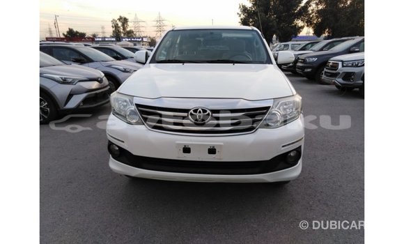 Buy Import Toyota Fortuner White Car in Import - Dubai in Abseron Buy Import Toyota Fortuner White Car in Import - Dubai in Abseron