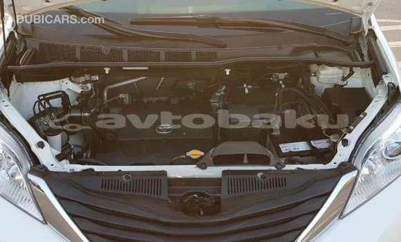 Buy Import Toyota Sienna White Car in Import - Dubai in Abseron Buy Import Toyota Sienna White Car in Import - Dubai in Abseron