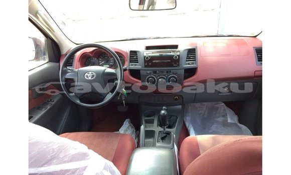 Buy Import Toyota Hilux Red Car in Import - Dubai in Abseron Buy Import Toyota Hilux Red Car in Import - Dubai in Abseron