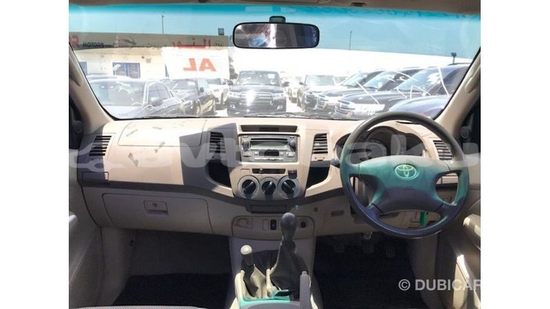 Big with watermark toyota hilux abseron import dubai 3242