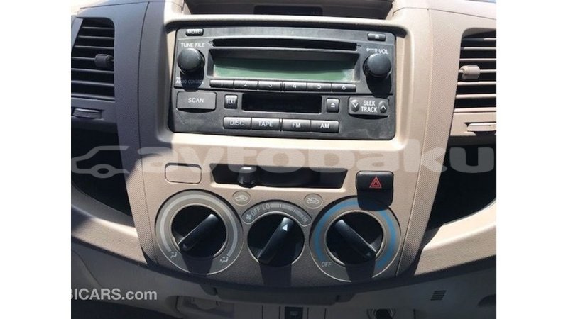 Big with watermark toyota hilux abseron import dubai 3242