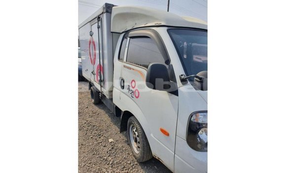 Buy Import Kia Carens White Car in Import - Dubai in Abseron Buy Import Kia Carens White Car in Import - Dubai in Abseron