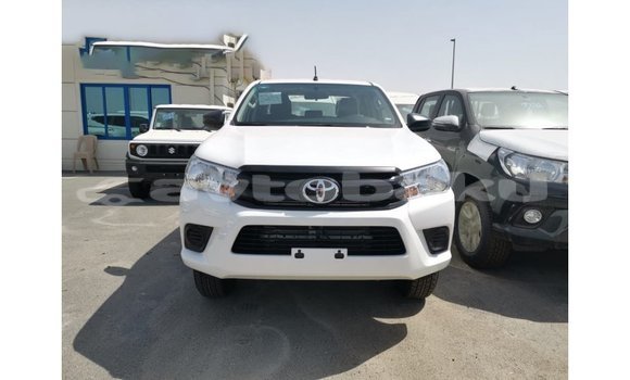 Buy Import Toyota Hilux White Car in Import - Dubai in Abseron Buy Import Toyota Hilux White Car in Import - Dubai in Abseron