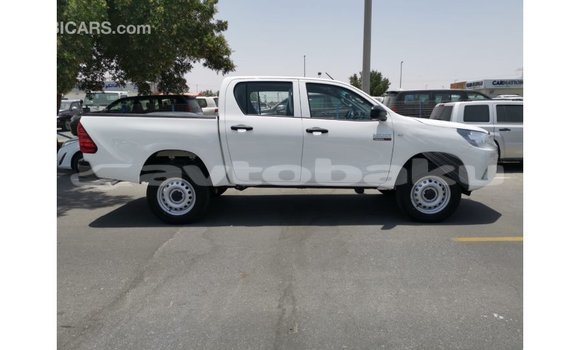 Buy Import Toyota Hilux White Car in Import - Dubai in Abseron Buy Import Toyota Hilux White Car in Import - Dubai in Abseron