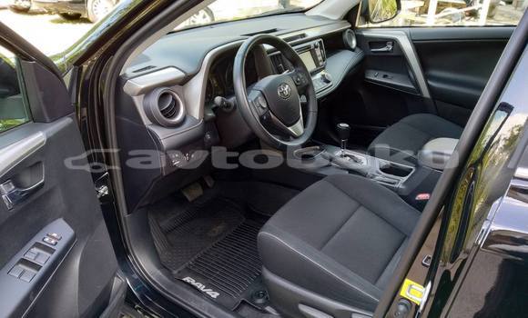 Buy Used Toyota RAV4 Black Car in Amircan in Saki Buy Used Toyota RAV4 Black Car in Amircan in Saki