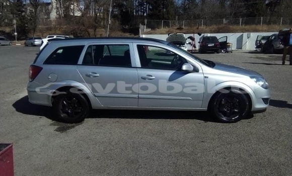 Buy Used Opel Astra Silver Car in Agcabadi in Mil-Qarabax