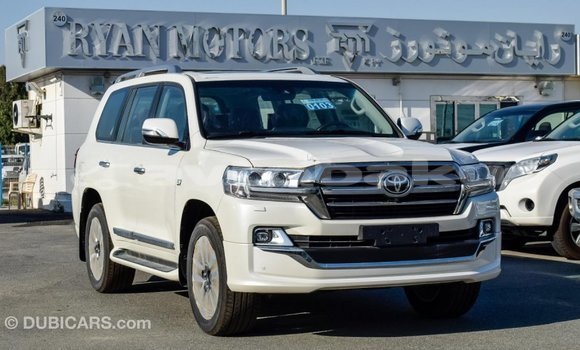 Buy Import Toyota Land Cruiser White Car in Import - Dubai in Abseron Buy Import Toyota Land Cruiser White Car in Import - Dubai in Abseron