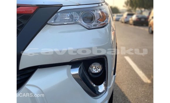 Buy Import Toyota Fortuner White Car in Import - Dubai in Abseron Buy Import Toyota Fortuner White Car in Import - Dubai in Abseron