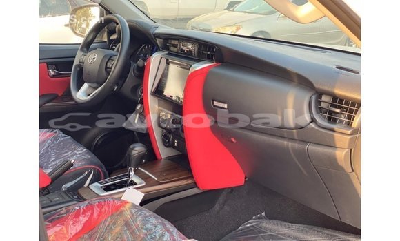 Buy Import Toyota Fortuner White Car in Import - Dubai in Abseron Buy Import Toyota Fortuner White Car in Import - Dubai in Abseron