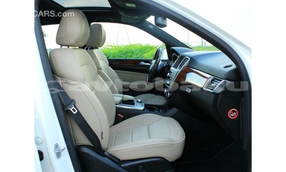 Buy Import Mercedes-Benz 190 White Car in Import - Dubai in Abseron Buy Import Mercedes-Benz 190 White Car in Import - Dubai in Abseron