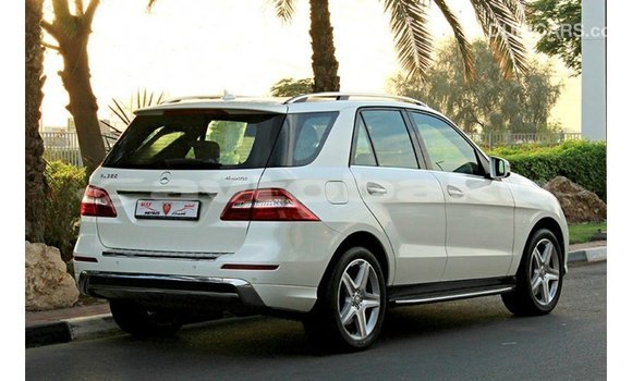 Buy Import Mercedes-Benz 190 White Car in Import - Dubai in Abseron Buy Import Mercedes-Benz 190 White Car in Import - Dubai in Abseron
