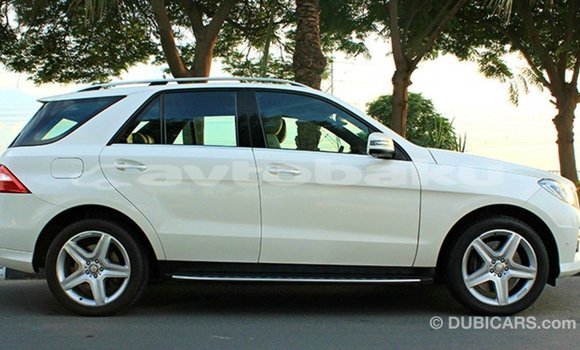 Buy Import Mercedes-Benz 190 White Car in Import - Dubai in Abseron Buy Import Mercedes-Benz 190 White Car in Import - Dubai in Abseron