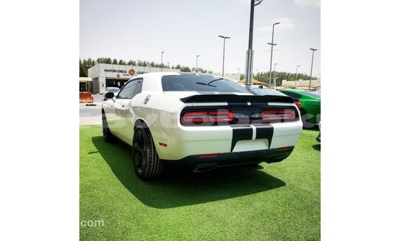 Buy Import Dodge Challenger White Car in Import - Dubai in Abseron Buy Import Dodge Challenger White Car in Import - Dubai in Abseron