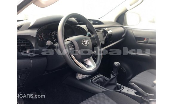 Buy Import Toyota Hilux White Car in Import - Dubai in Abseron Buy Import Toyota Hilux White Car in Import - Dubai in Abseron