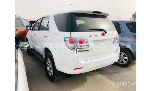 Buy Import Toyota Fortuner White Car in Import - Dubai in Abseron Buy Import Toyota Fortuner White Car in Import - Dubai in Abseron