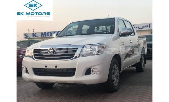 Buy Import Toyota Hilux White Car in Import - Dubai in Abseron