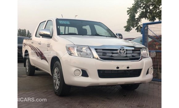 Buy Import Toyota Hilux White Car in Import - Dubai in Abseron Buy Import Toyota Hilux White Car in Import - Dubai in Abseron