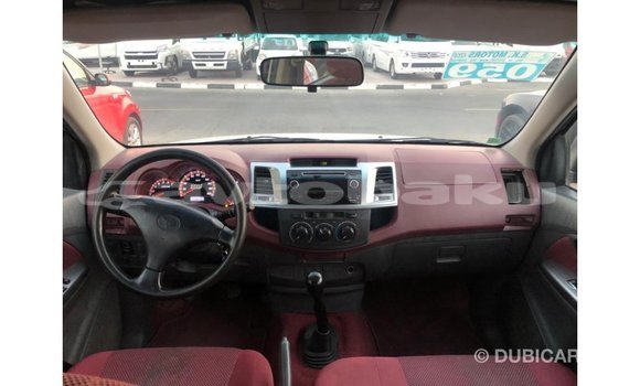 Buy Import Toyota Hilux White Car in Import - Dubai in Abseron Buy Import Toyota Hilux White Car in Import - Dubai in Abseron