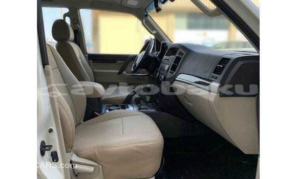Buy Import Mitsubishi Pajero White Car in Import - Dubai in Abseron Buy Import Mitsubishi Pajero White Car in Import - Dubai in Abseron