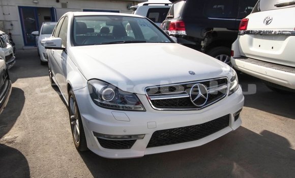 Buy Import Mercedes-Benz 200 White Car in Import - Dubai in Abseron