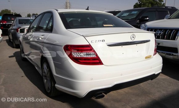 Buy Import Mercedes-Benz 200 White Car in Import - Dubai in Abseron Buy Import Mercedes-Benz 200 White Car in Import - Dubai in Abseron