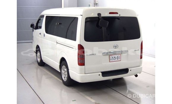 Buy Import Toyota Regius White Car in Import - Dubai in Abseron Buy Import Toyota Regius White Car in Import - Dubai in Abseron