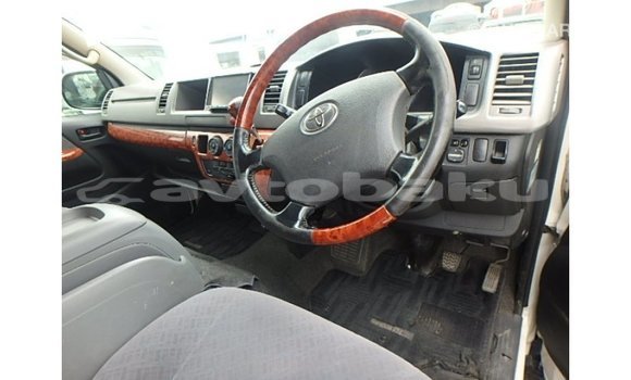 Buy Import Toyota Regius White Car in Import - Dubai in Abseron Buy Import Toyota Regius White Car in Import - Dubai in Abseron
