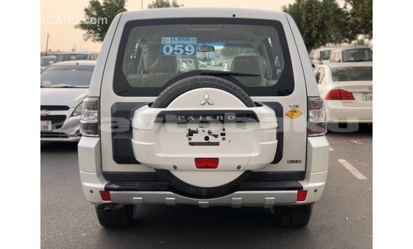 Buy Import Mitsubishi Pajero White Car in Import - Dubai in Abseron Buy Import Mitsubishi Pajero White Car in Import - Dubai in Abseron