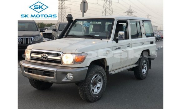 Buy Import Toyota Land Cruiser White Car in Import - Dubai in Abseron Buy Import Toyota Land Cruiser White Car in Import - Dubai in Abseron