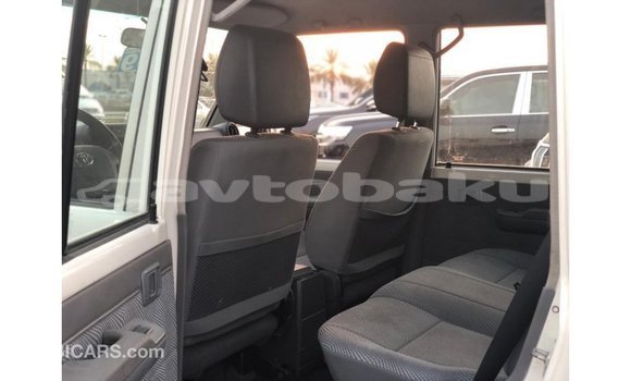 Buy Import Toyota Land Cruiser White Car in Import - Dubai in Abseron Buy Import Toyota Land Cruiser White Car in Import - Dubai in Abseron